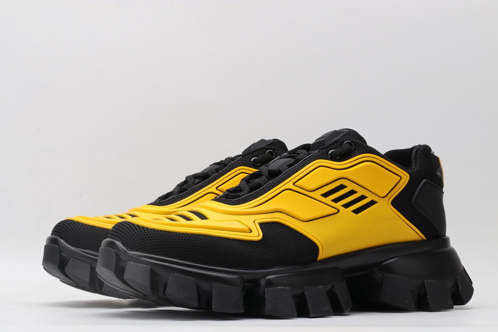 P*rada SNEAKER